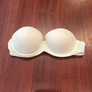 Victoria’s Secret/PINK 32B push up and strapless bra